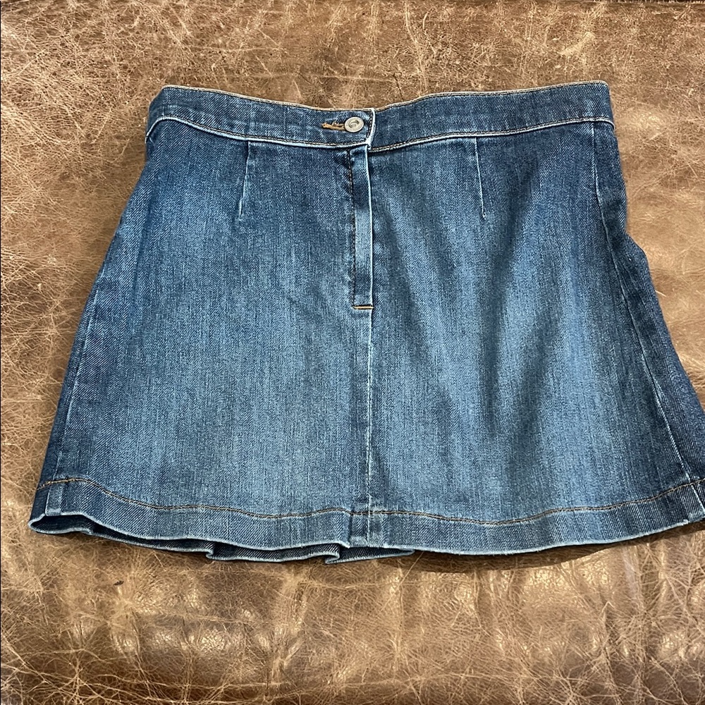 Juicy Couture Classic Blue Denim Mini Skirt - Picture 8 of 8